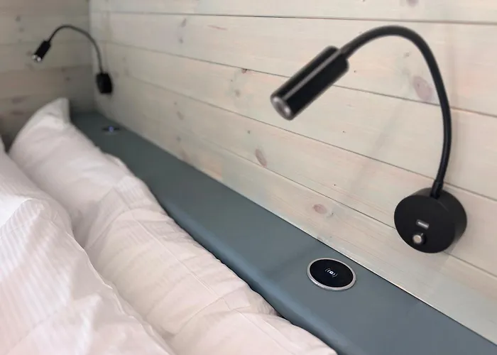 60 Mile Inn - Luxury Pods With Hot Tubs