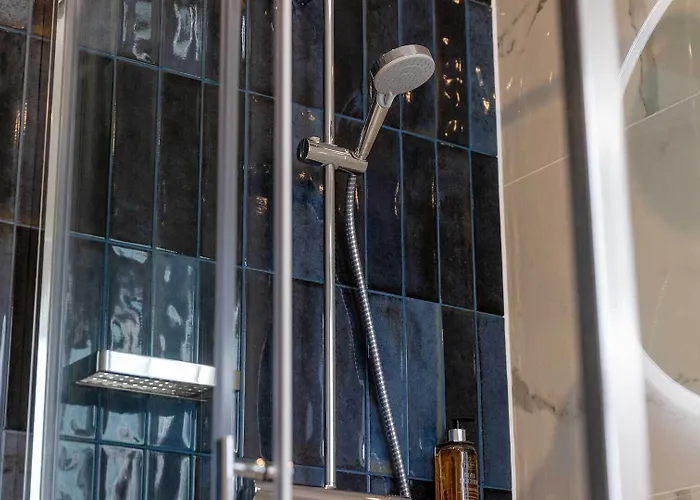 Brisbane House Hotel